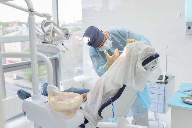 Best Chipped Tooth Repair Near Me  in Valrico, FL